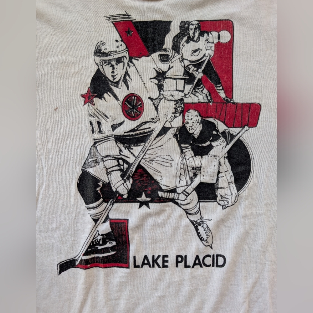 *RARE* Vintage 1980 Winter Olympics Lake Placid Hockey Tee - Picture 2 of 5